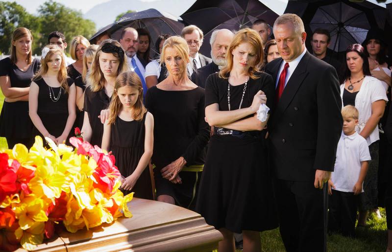 Understanding the Differences Between a Wake and a Funeral LoveToKnow