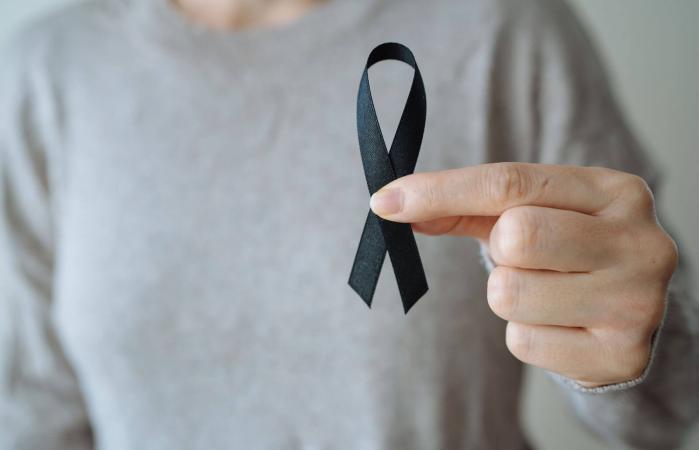 Black awareness ribbon