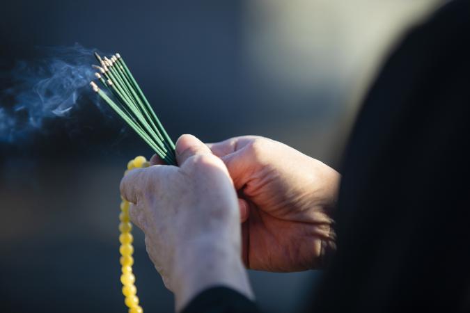 Korean funeral incense and meditation beads
