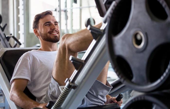 Hombre haciendo ejercicio