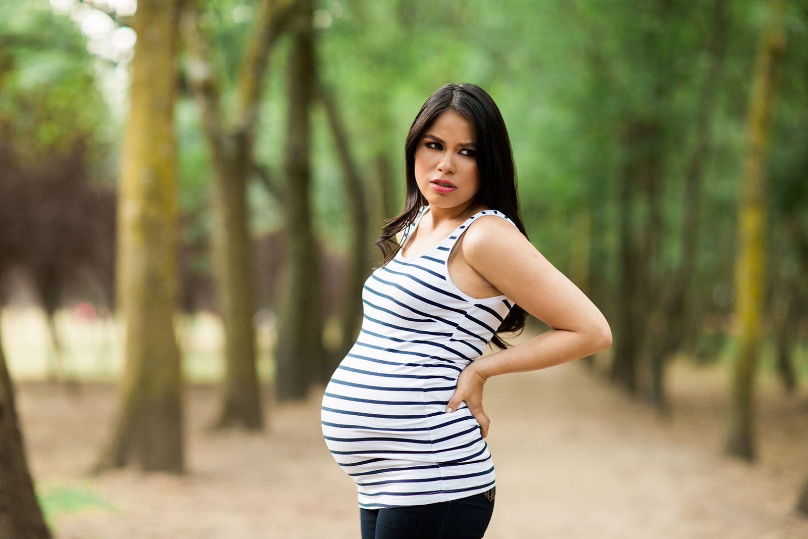 mujer-embarazada-preocupada.jpg