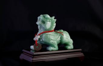 León de jade verde