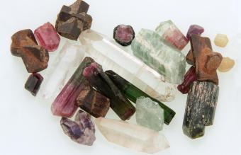 Diferentes tipos de cristales de colores