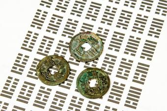Monedas Ching y hexagramas