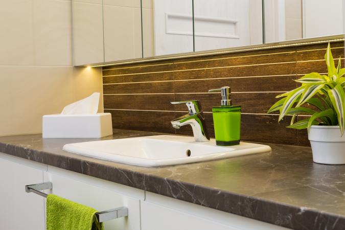 baño interior moderno