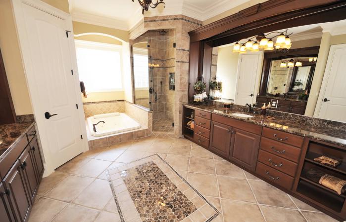 Baño de lujo en el interior de la casa