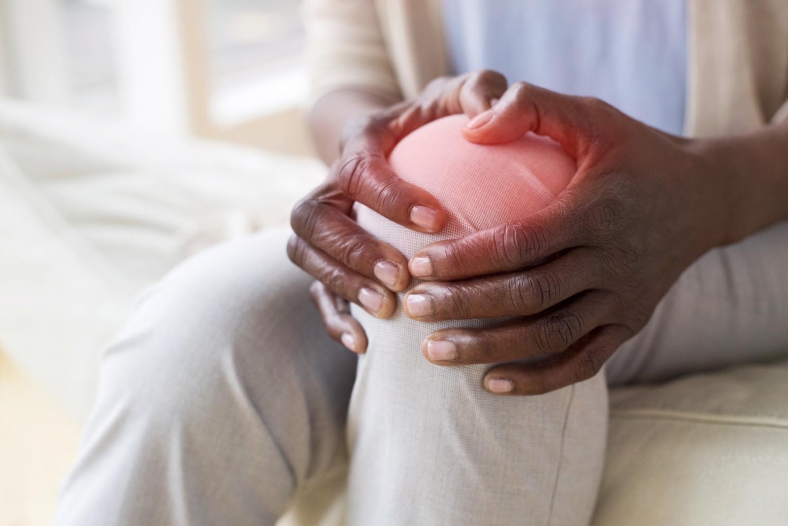 Woman with knee pain