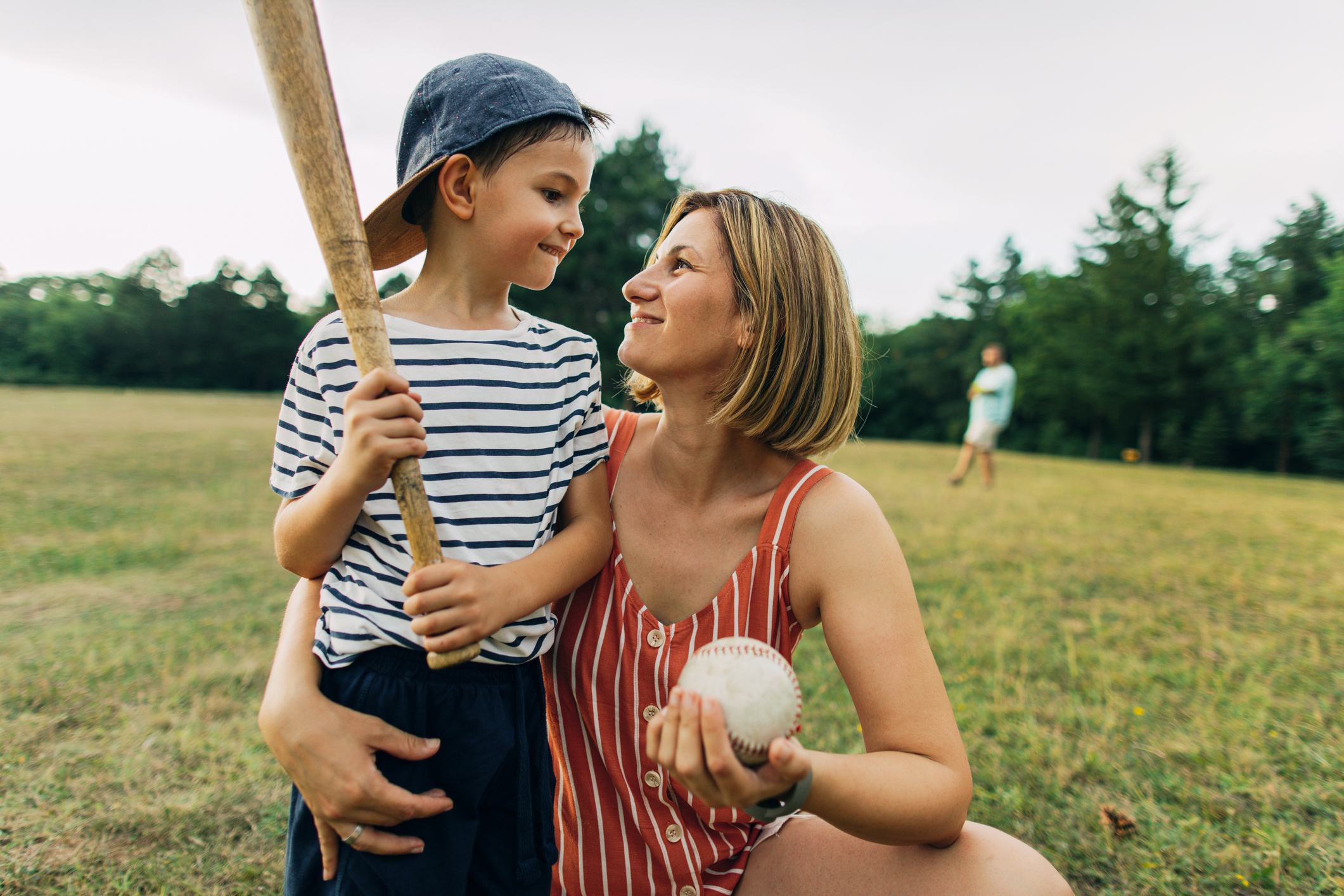 https://cf.ltkcdn.net/family/images/orig/276181-2121x1414-baseball-mom.jpg
