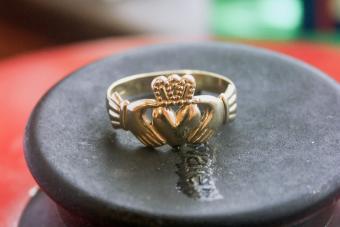 Irish Claddagh Ring