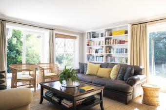 Bookshelves behind couch feng shui