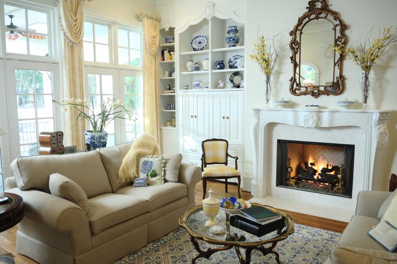 Feng Shui Rules For A Mirror Over The Fireplace Lovetoknow Feng Shui Rules For A Mirror Over The, How To Hang Over Mantle Mirror