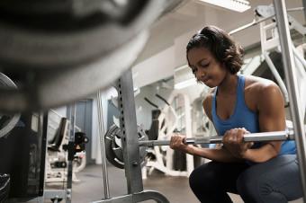 woman lifting weights