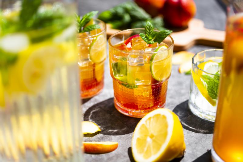 12 PalatePleasing Peach Crown Royal Drinks LoveToKnow