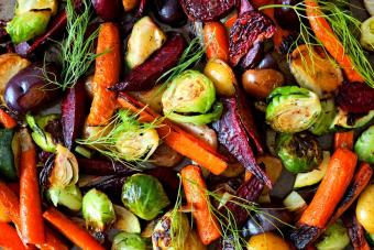 https://cf.ltkcdn.net/food-drink/meal-ideas/images/slide/361070-850x567-root-veggies_735038350.jpg