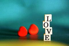 French words for love include nouns and verbs.
