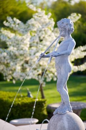 Cherub Garden Fountains | LoveToKnow