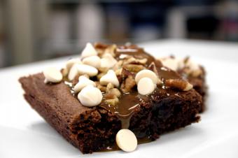 https://cf.ltkcdn.net/gluten/images/slide/108725-849x565r1-brownierecipe1.jpg