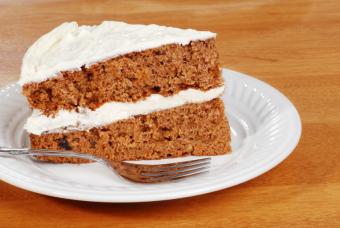 Apple spice cake