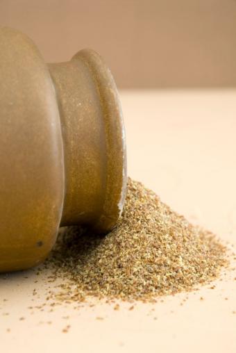 https://cf.ltkcdn.net/gluten/images/slide/75370-567x847-Ground_Flax_Seed.jpg