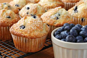 https://cf.ltkcdn.net/gluten/images/slide/75415-847x567-blueberrymuffins.jpg