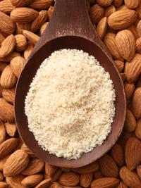 Almond flour with almonds