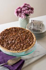 Pecan Pie with Flowers