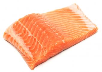 https://cf.ltkcdn.net/gourmet/images/slide/108045-821x585-salmonfilet.jpg