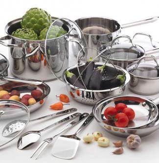 Wolfgang Puck 19 Piece Stainless Steel Cookware Set