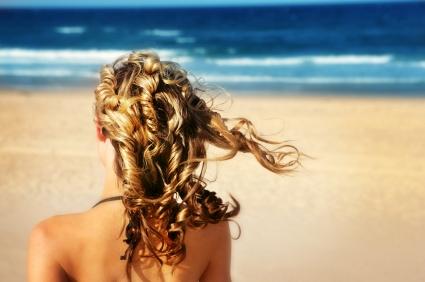 long curly summer hair style