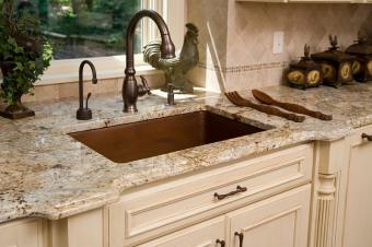 https://cf.ltkcdn.net/homeimprovement/images/slide/104627-800x532-granite2.jpg