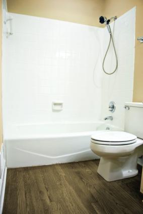 tiled tub surround