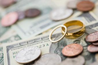 wedding rings with money