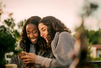 compatible star signs Gemini close friends