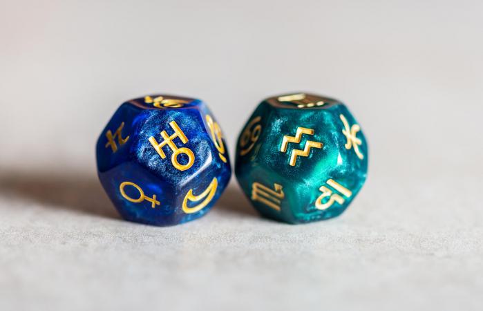 Dice with Aquarius and Uranus Glyph