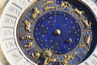 Reloj en la torre dell Orologio en la plaza St. Marks S, Venecia