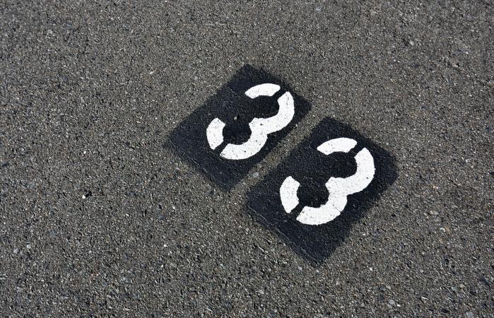 Número 33