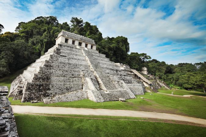 templo maya, palenque en chiapas, mexico