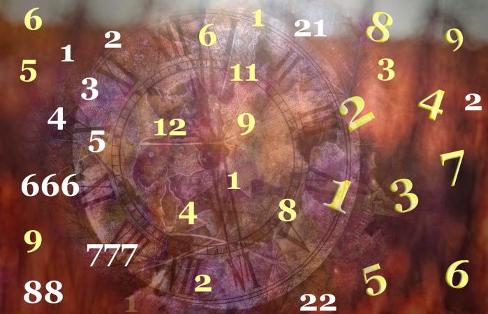 Numerología en el Universo y el tiempo