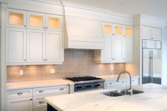 Top 10 Luxurious Gourmet Kitchens