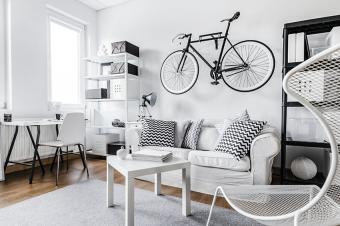 https://cf.ltkcdn.net/interiordesign/images/slide/196920-850x566-bicycle-as-decor-item.jpg