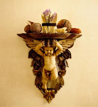 Cherub wall sconce