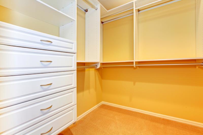 Painting Closet Interiors Everything You Need To Know Lovetoknow - Best Closet Paint Color Painting Closet Interiors Everything You Need To Know Lovetoknow - Best Closet Paint Color