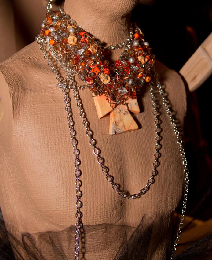 How to Stylishly Wear Statement Necklaces? LoveToKnow