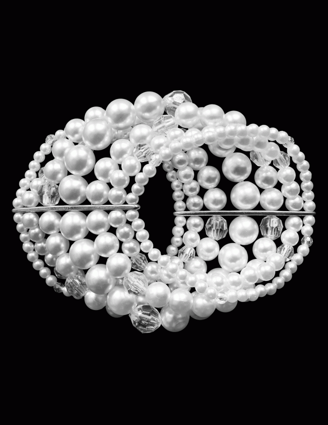 https://cf.ltkcdn.net/jewelry/images/slide/200486-657x850-Pearl-bracelet.gif