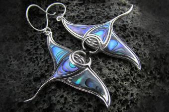 Sting ray earrings by HawaiianDesignsCo