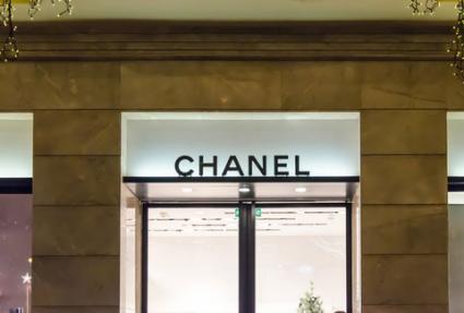 Chanel shop