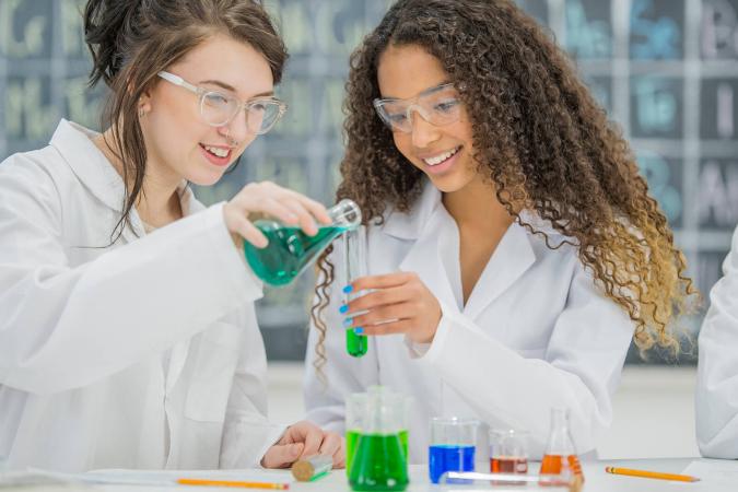 girls in chemistry class