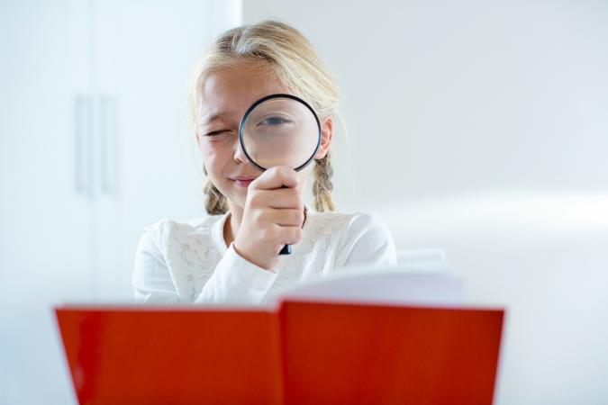 girl searching for clues