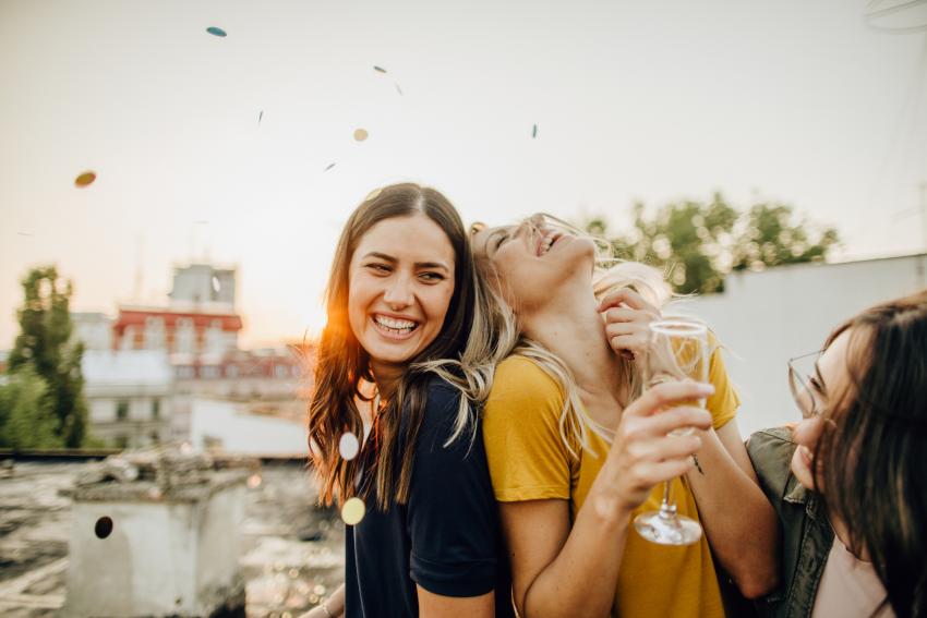 Which Zodiac Signs Make The Best Friends: A Definitive Ranking | LoveToKnow