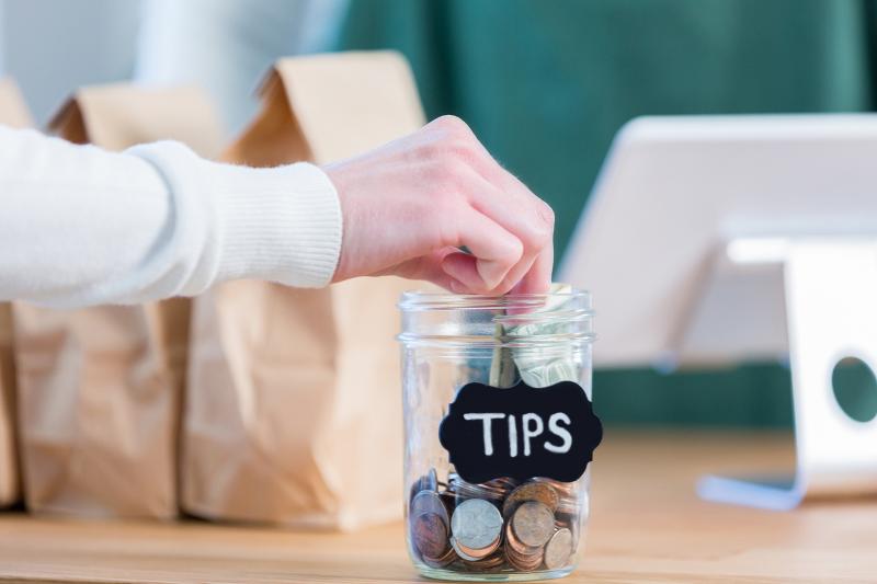 15 Guidelines for When to Tip in Today's World LoveToKnow